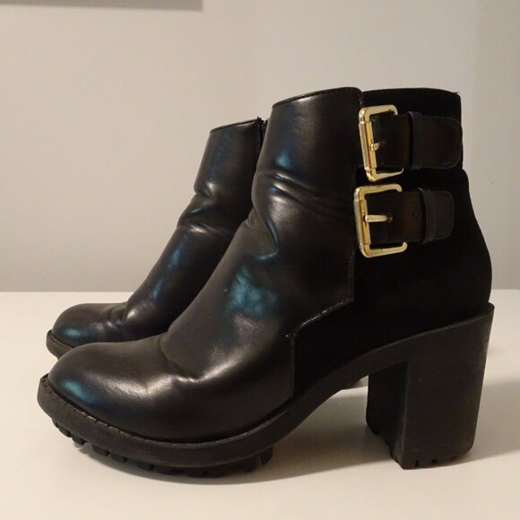 Zara Gold Buckle Detail Ankle Block-heeled Ankle Booties | Black | Size 36 - Picture 12 of 12